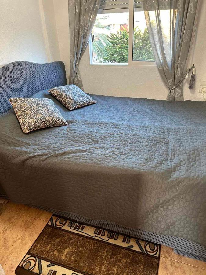 Apartament Mariha Torrevieja Exterior foto